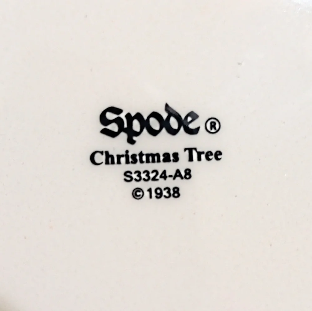 Spode Christmas Tree Dinnerware Salad Plates Set of 2